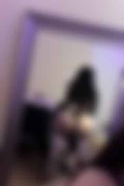 Jovencita bonita y rica 20 añitos😘